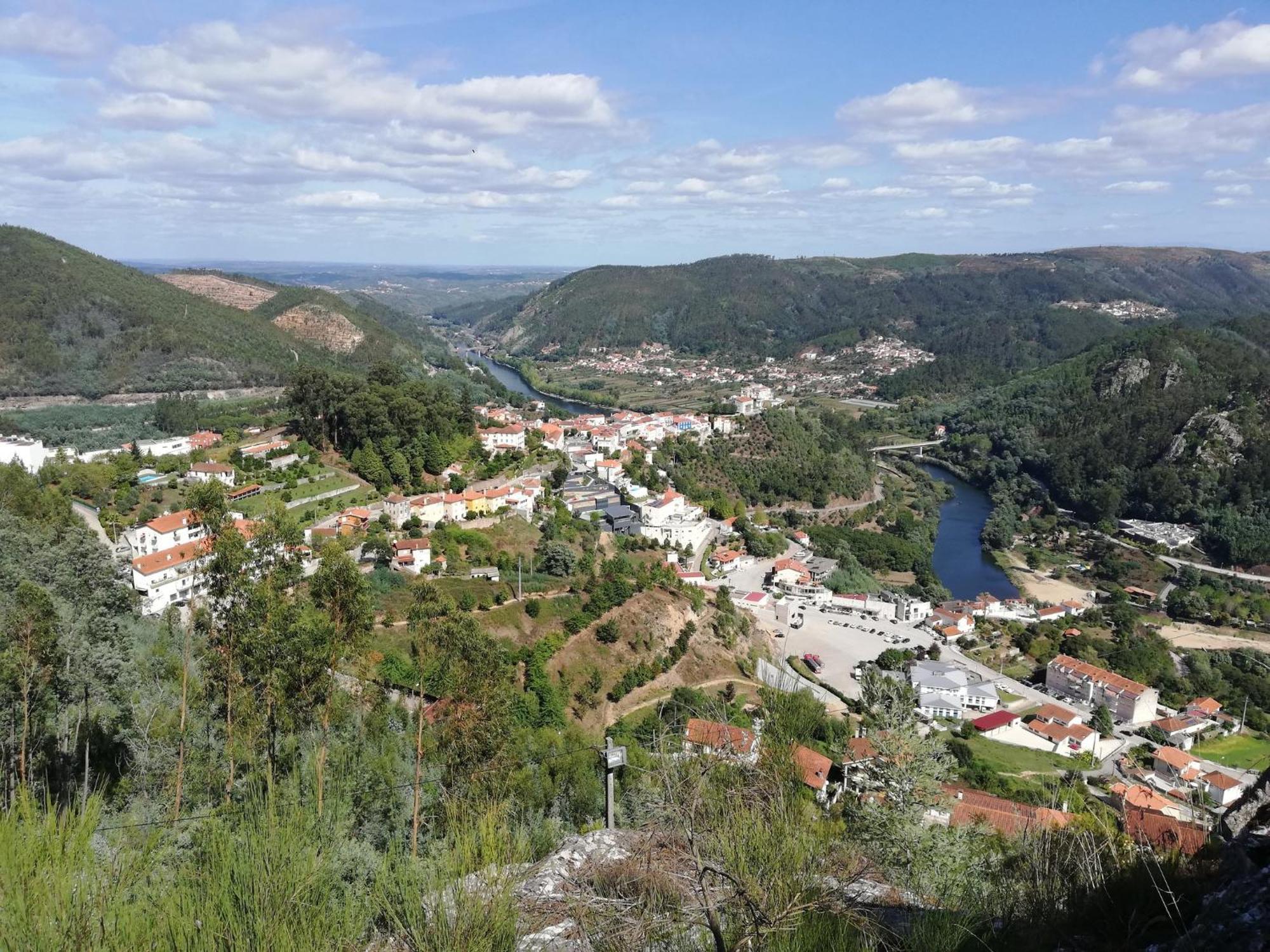 Mondalva Guesthouse Sao Pedro de Alva Dış mekan fotoğraf