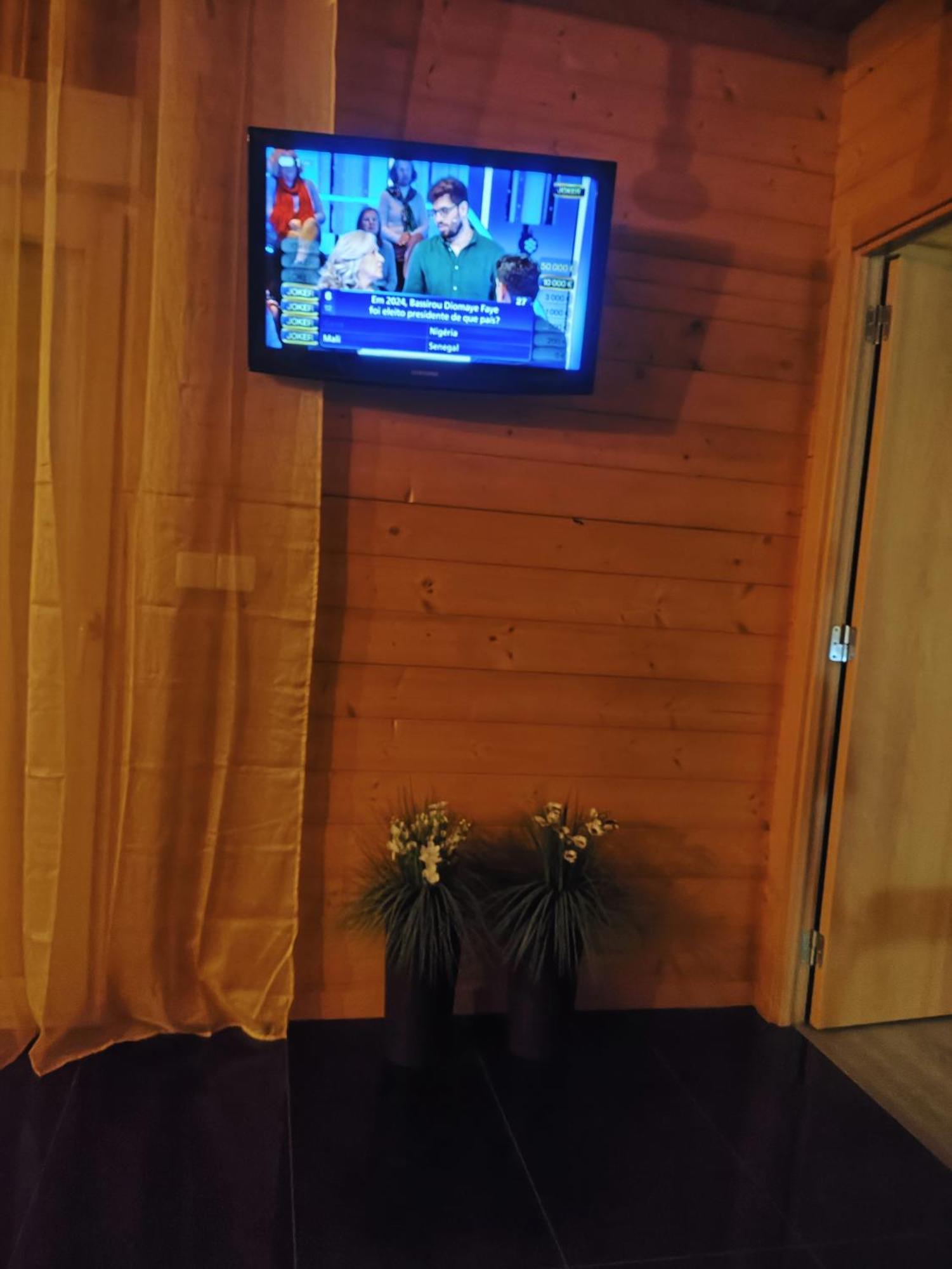 Mondalva Guesthouse Sao Pedro de Alva Dış mekan fotoğraf
